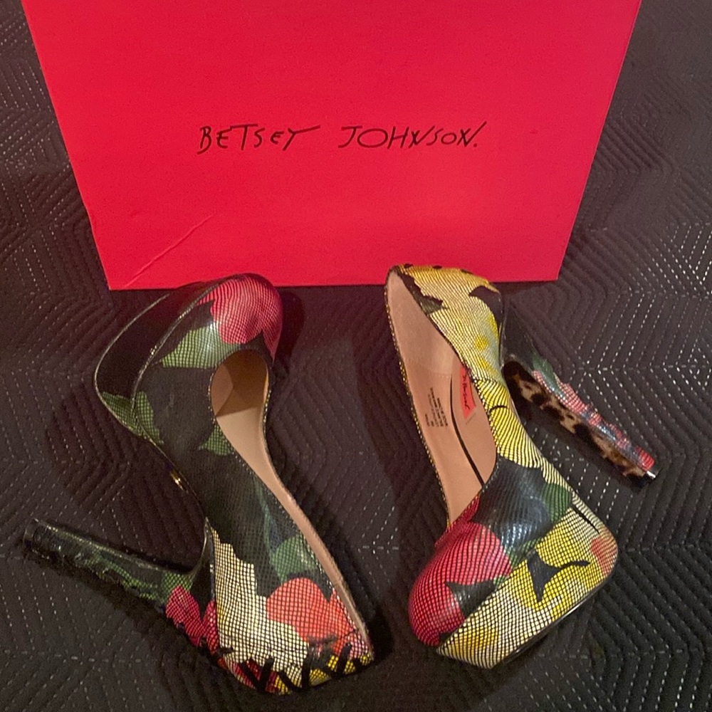 Women’s Heels